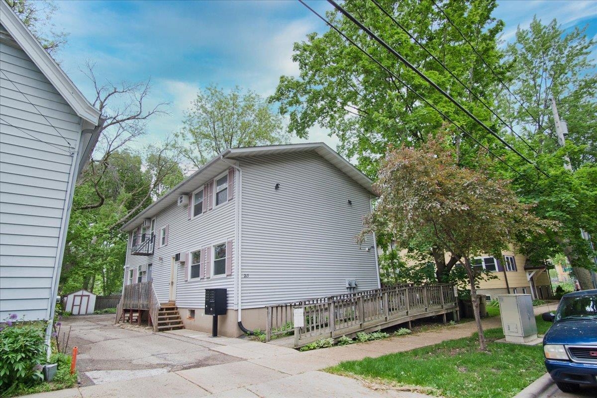 This purpose built duplex offers a low maintenance design/construction with 4 bedroom 3 bathroom first floor unit and a 4 bedroom 2.5 bathroom second floor unit.  With pro forma rents at $700-$800/bedroom, this property meets or exceeds the 1% rule (~8GRM). Each bedroom has its own in-wall air conditioning making the units attractive to tenants and efficient for the owner with separately metered electricity the tenants pay.  The property also offers ample parking for 4+ cars behind the building. These large units are great for rental or owner occupancy alike.