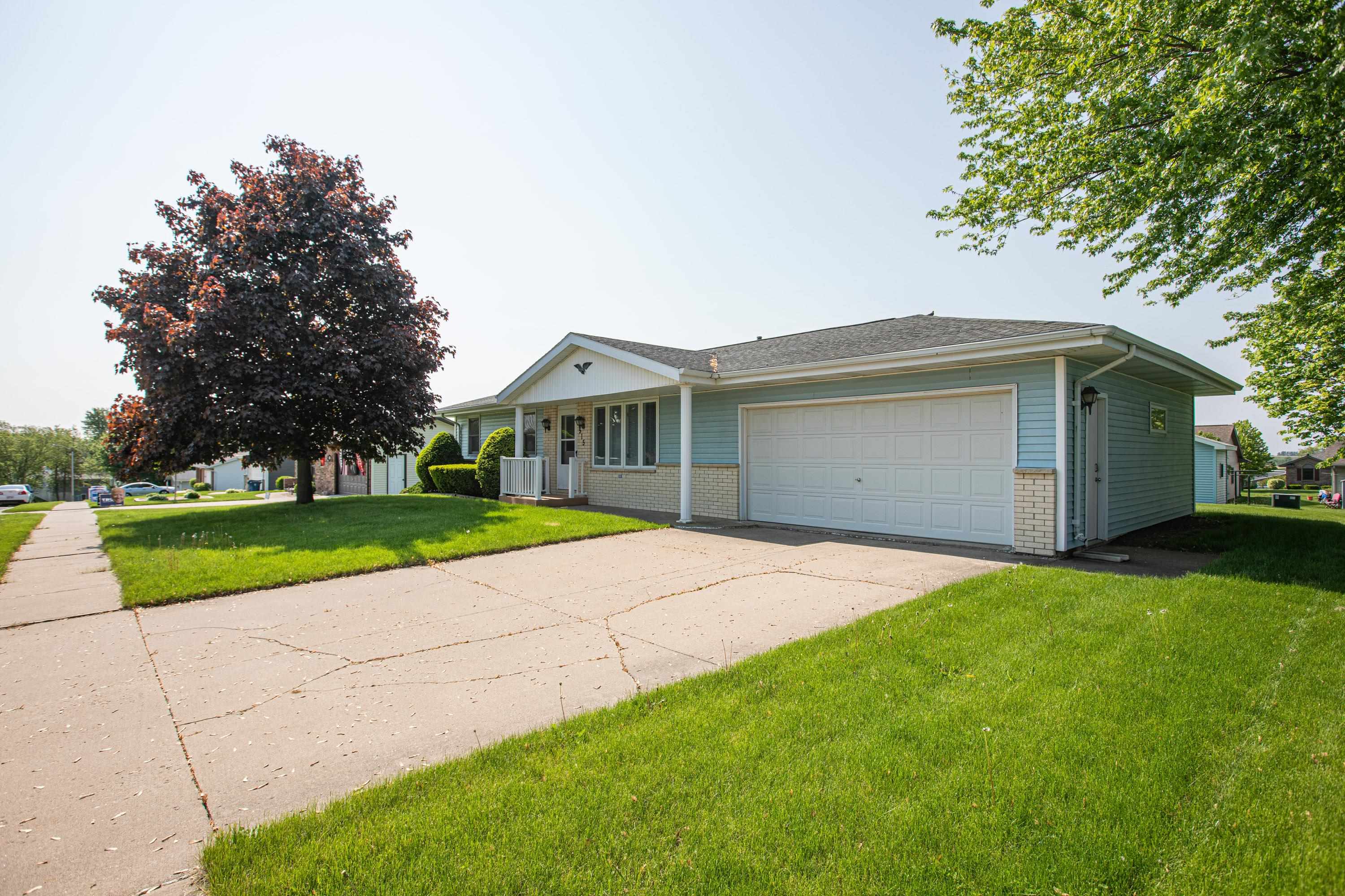 Single Family for sale in Dickeyville, Wisconsin, 1977399