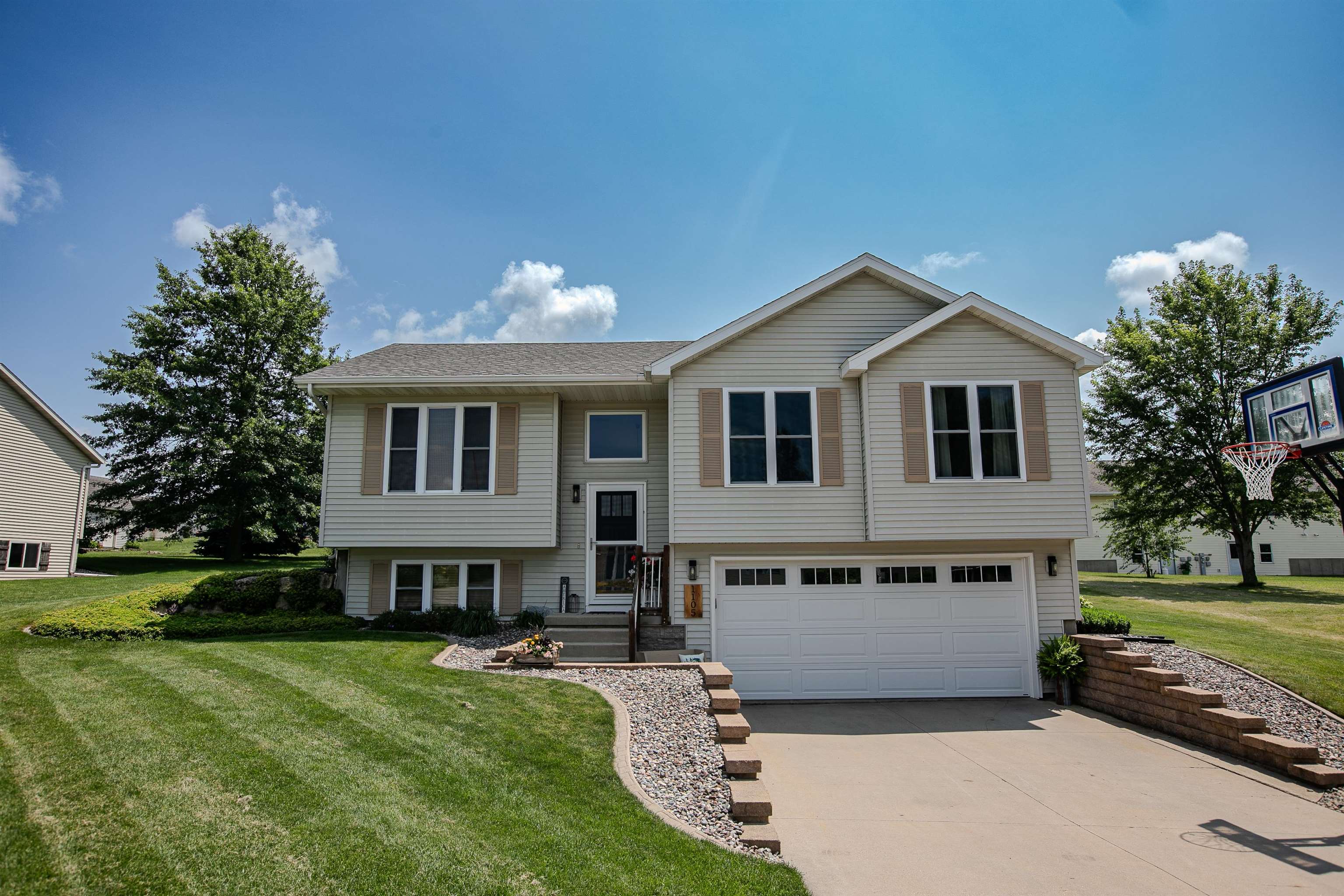 1105 STREET, DODGEVILLE, WI 53533 Potterton Rule Real Estate LLC