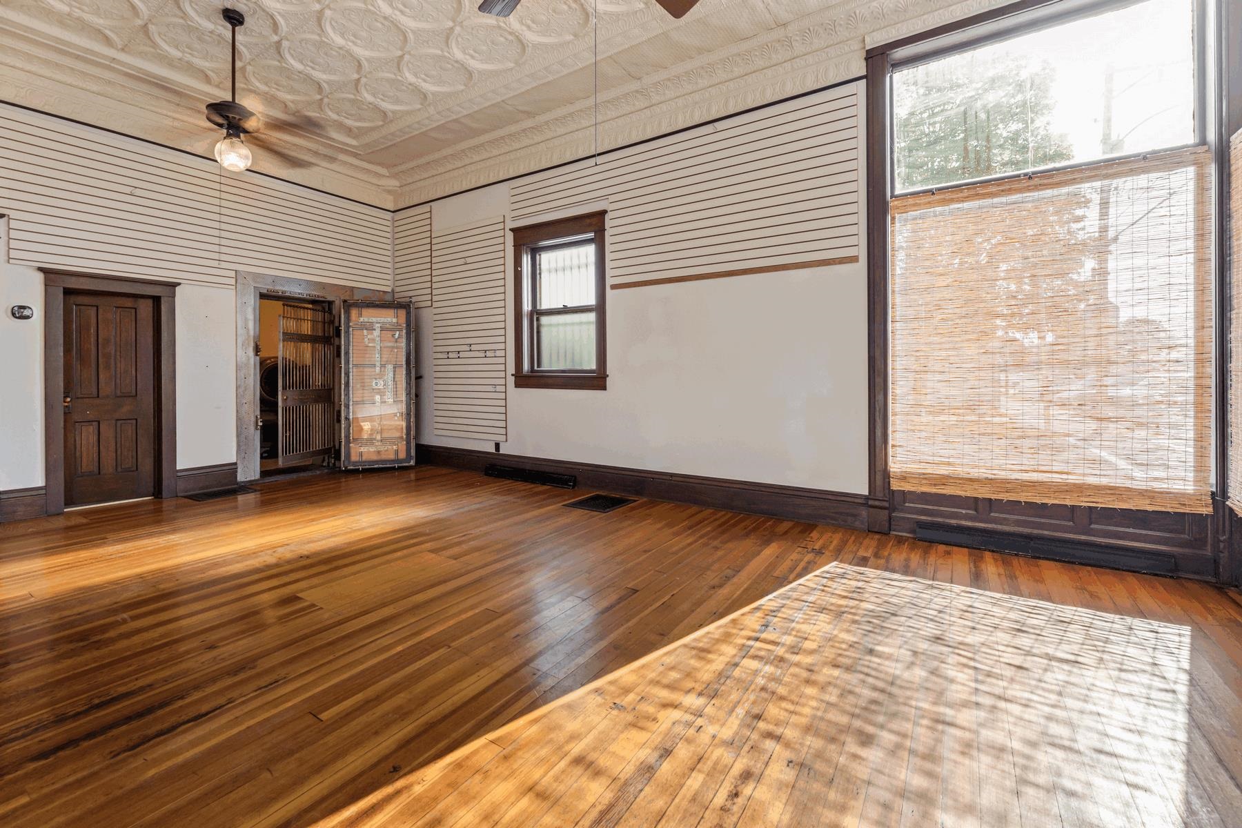 110 E WALNUT STREET, NORTH FREEDOM, WI 53951 First Choice Realty, Inc.