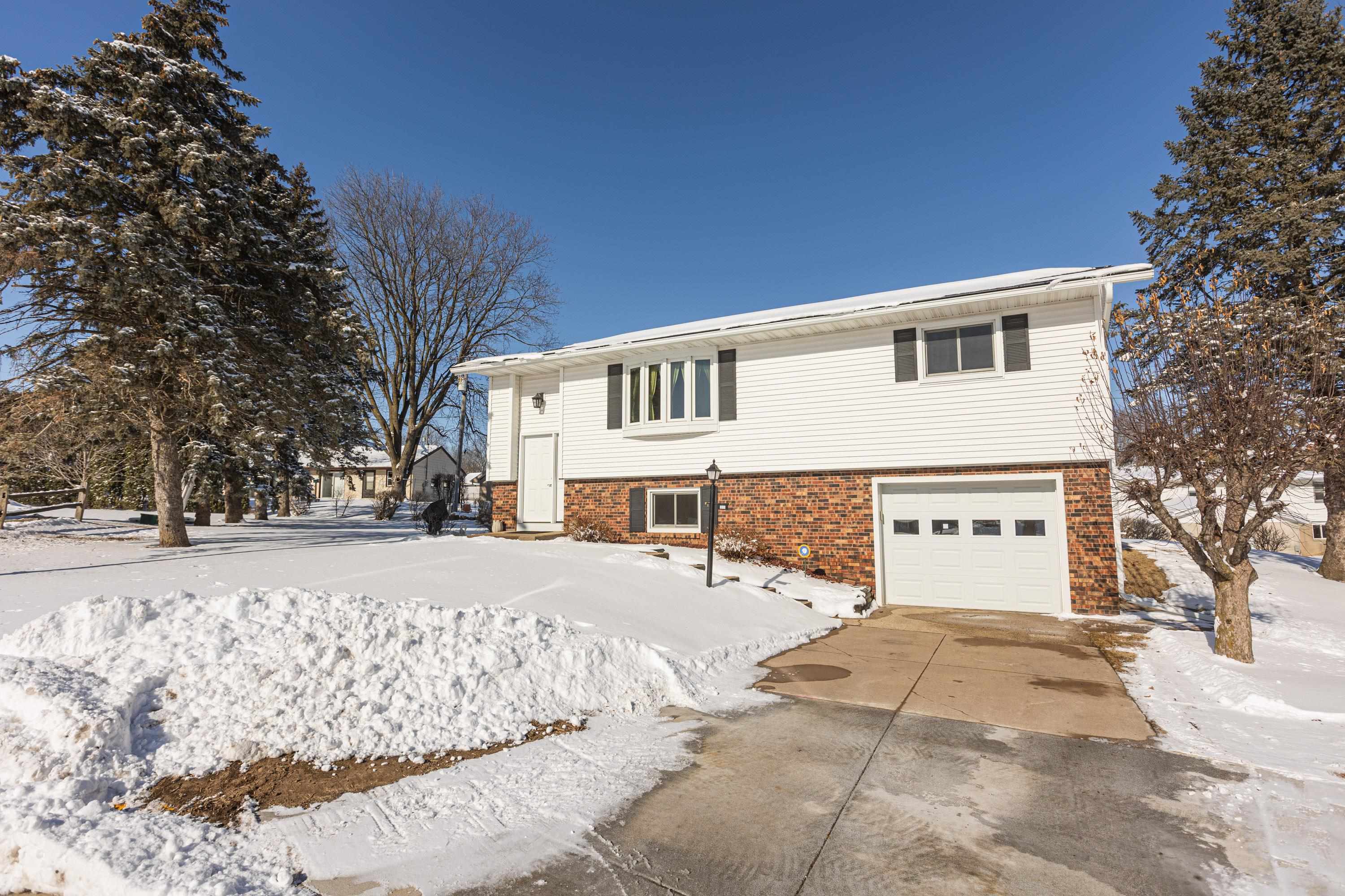 Home Listing 4