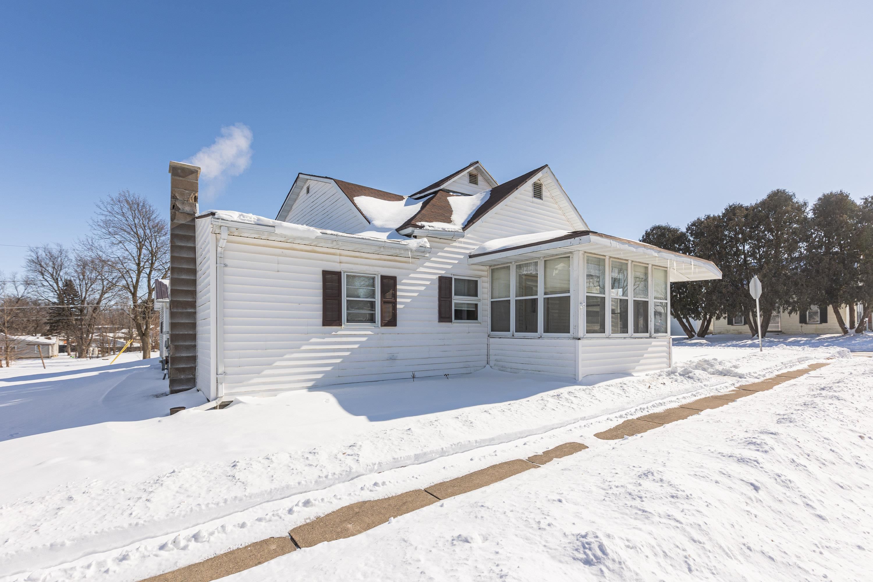 Home Listing 3