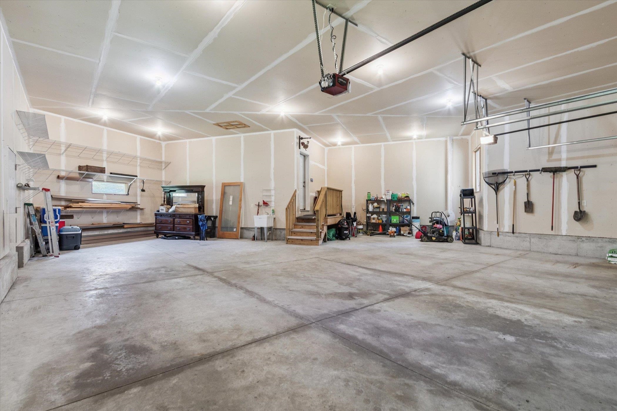 13506 W Travis Trace Road