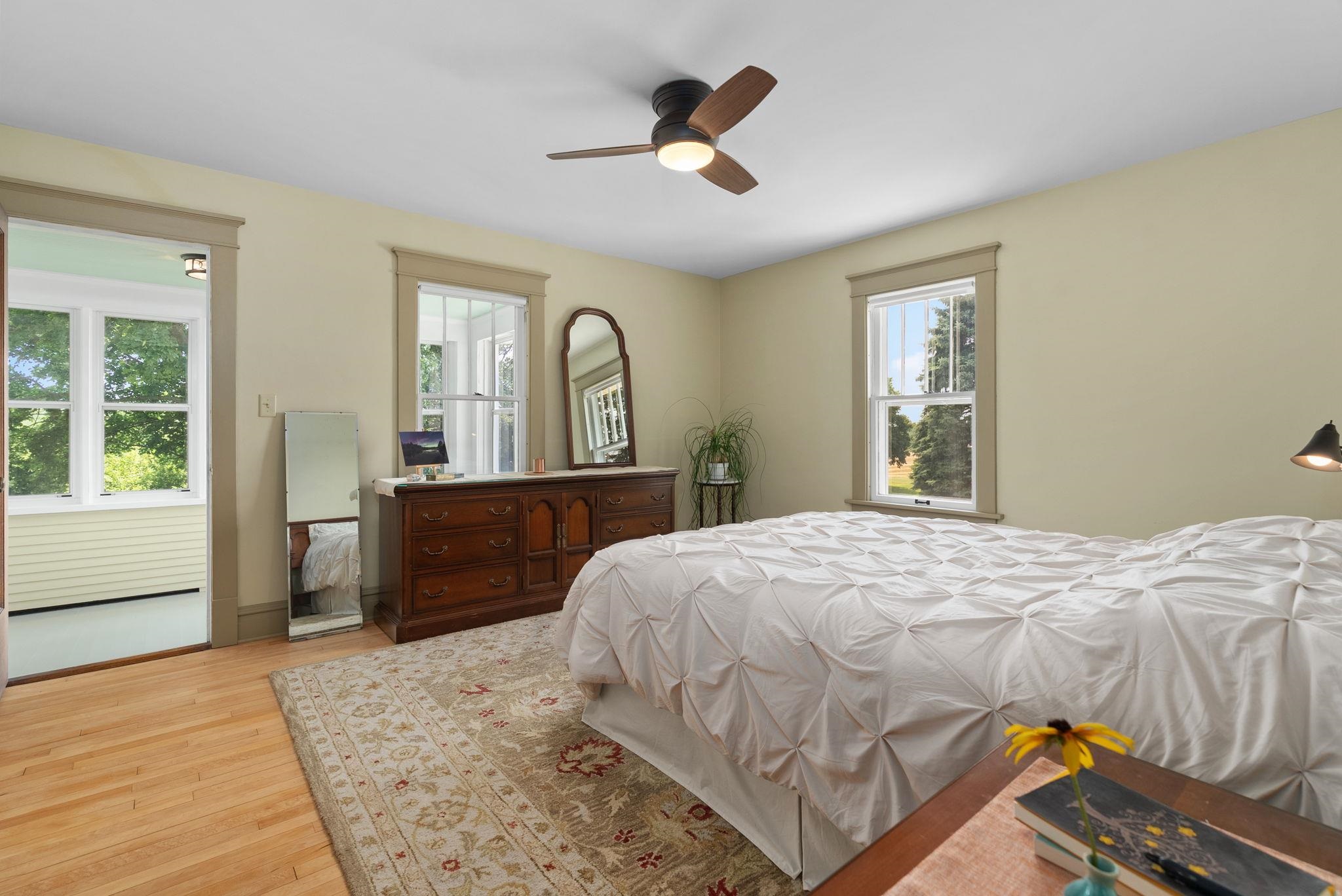 9927 W Stebbinsville Road