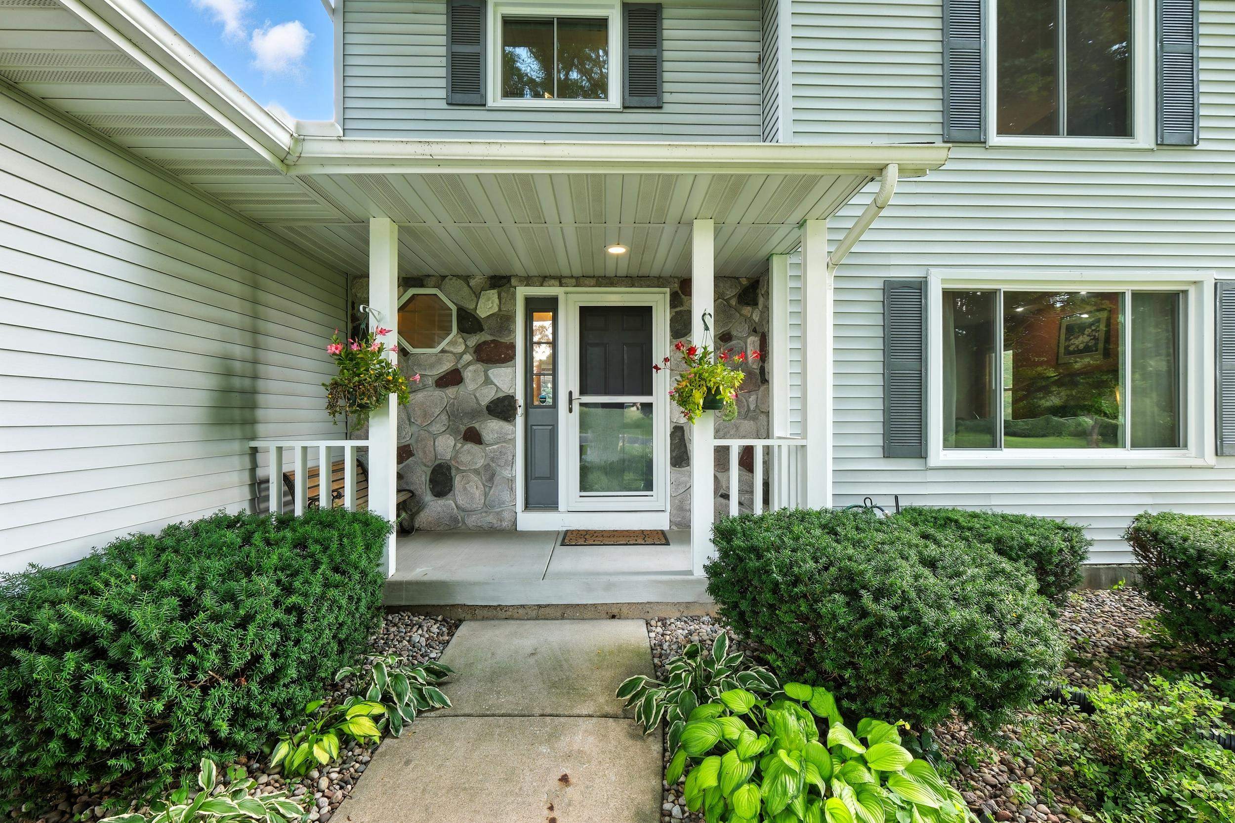 5533 Windridge Road