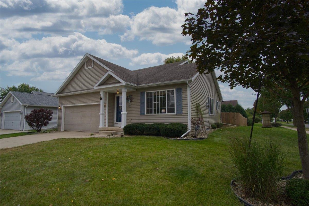 Don't miss this 4 bed, 3.5 bath contemporary home in Verona's popular Kettle Creek neighborhood! The vaulted living room with gleaming wood floors & gas fireplace opens to the bright kitchen with an island & new quartz countertops. The main floor primary suite offers convenience & privacy. Upstairs, the loft connects 2 bedrooms & full bath. Finished LL offers a large family room, 4th bedroom or home office, full bath, & abundant storage.  Huge deck overlooks the fully fenced yard - ideal for entertaining. Close to schools, parks, shopping & dining!