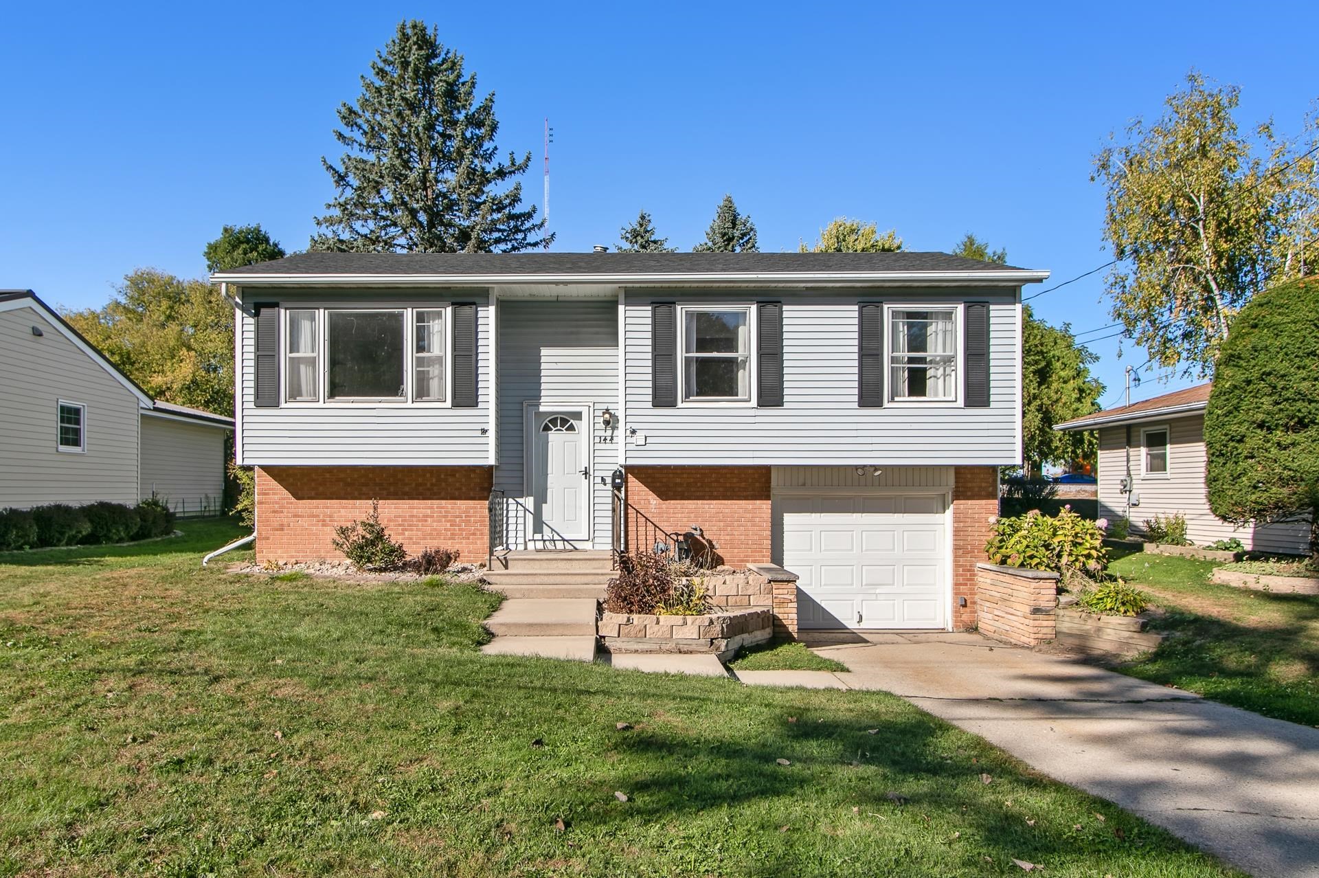 Photo of 144 Wisconsin Street, Beaver Dam, WI 53916
