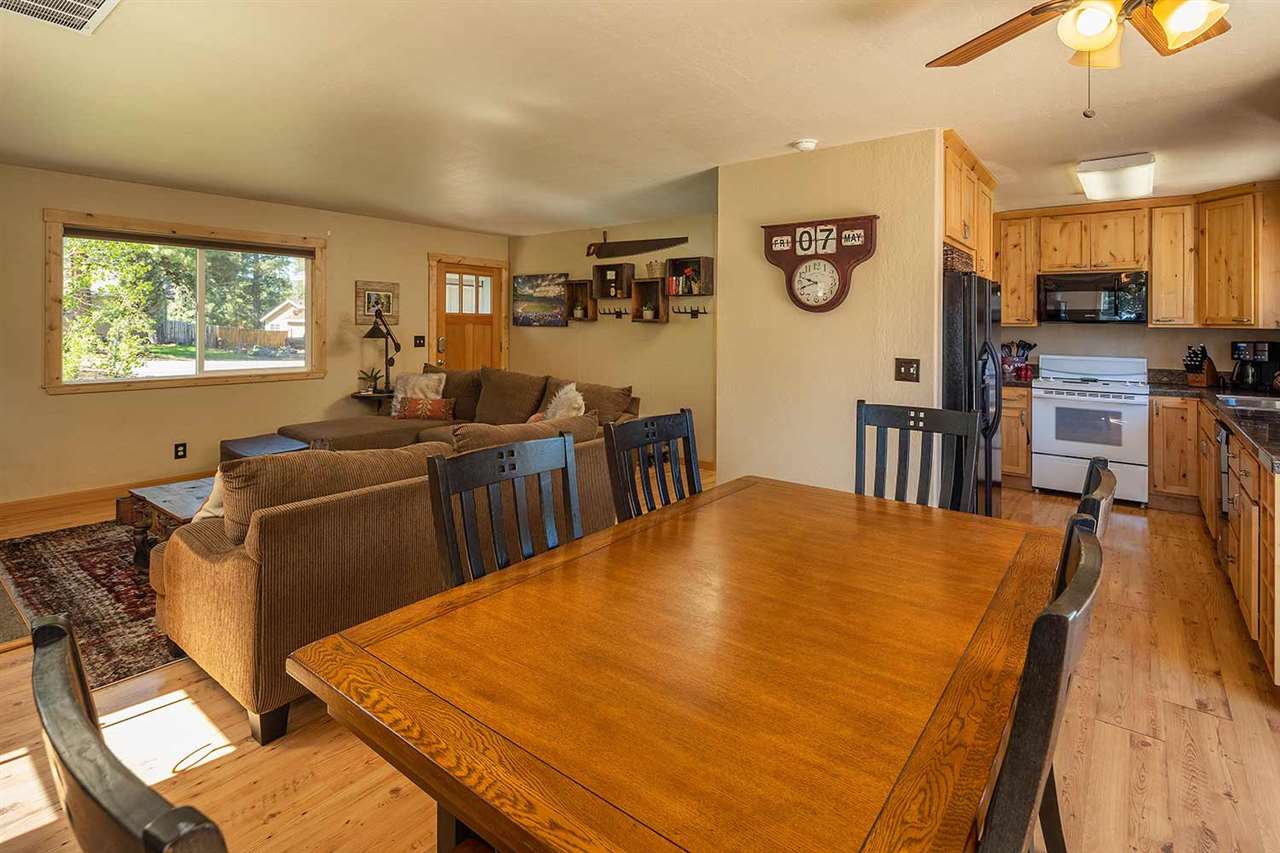 11242 Dorchester Drive Truckee CA | MLS 20201129 - South ...