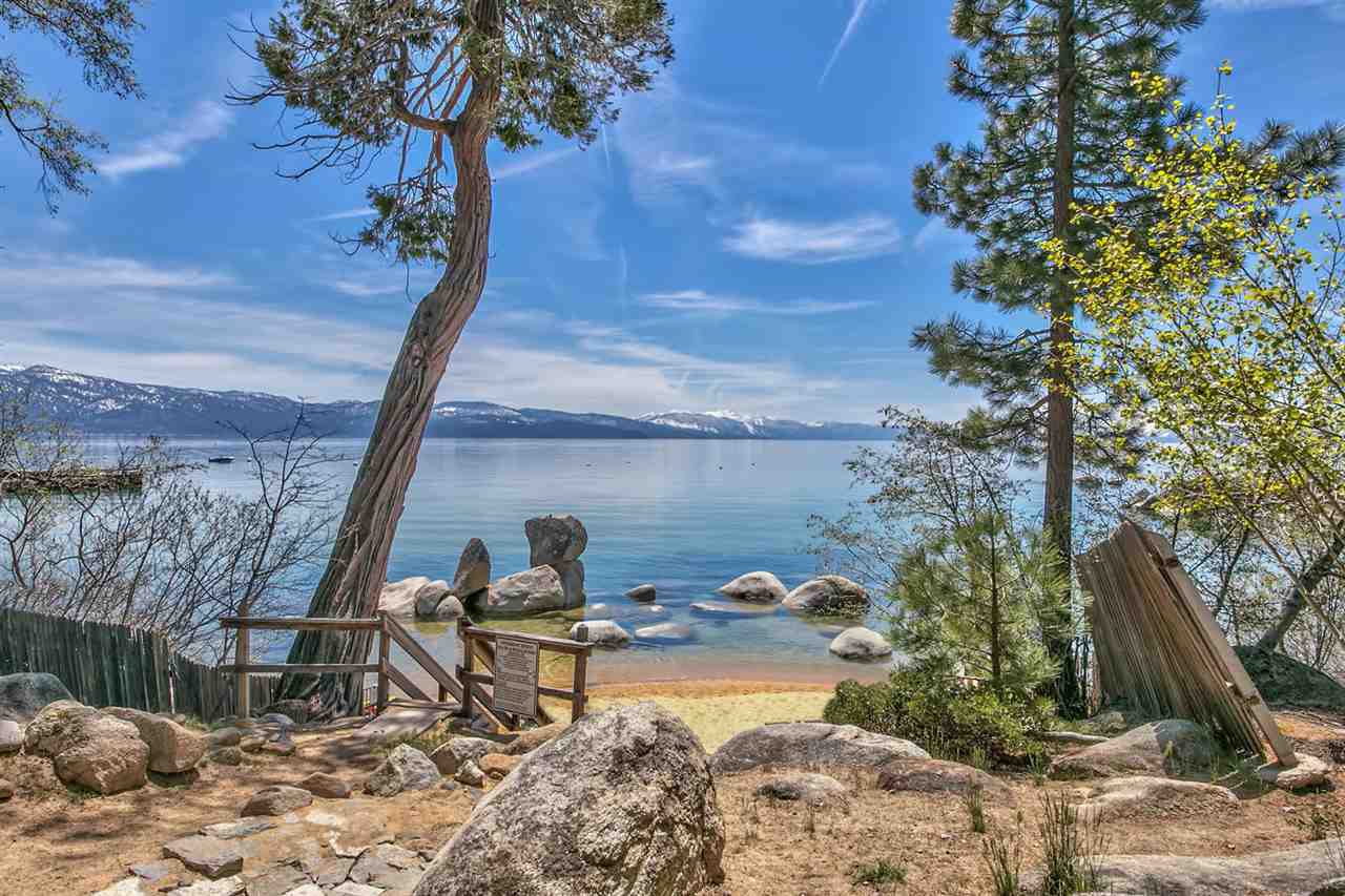 8730 Brockway Vista Avenue Kings Beach CA 20201006 South Lake Tahoe