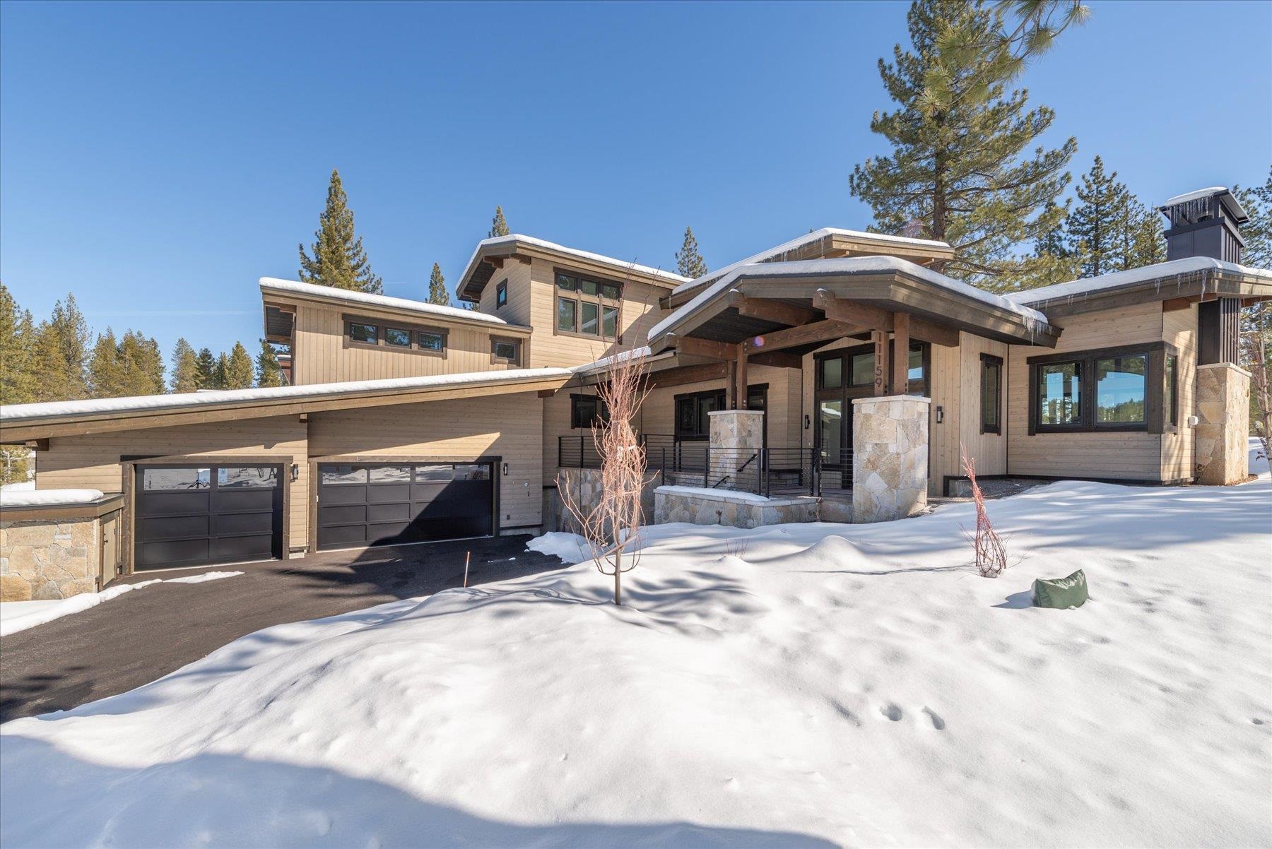 11159 Henness Road, Truckee, CA 96161