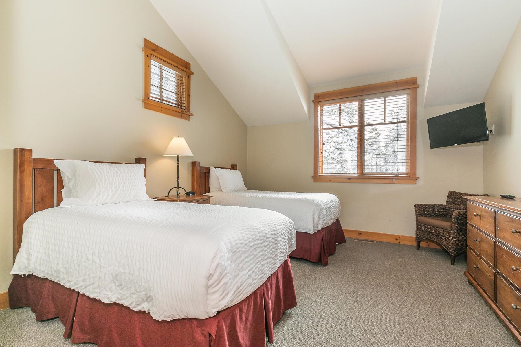 MLS #20241737 image #15