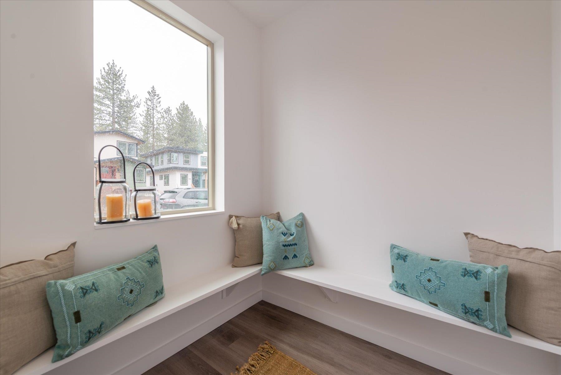 MLS #20241790 image #1