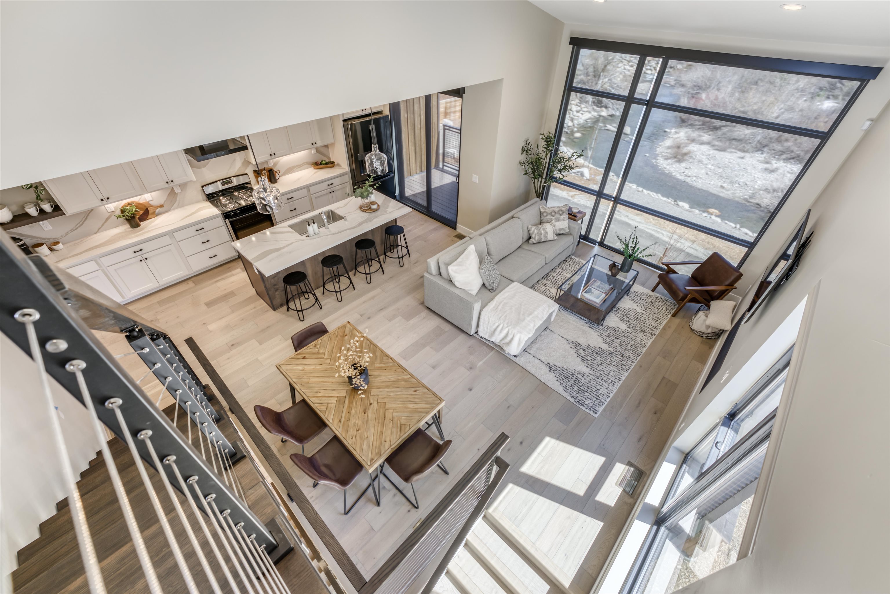 MLS #20242064 image #0