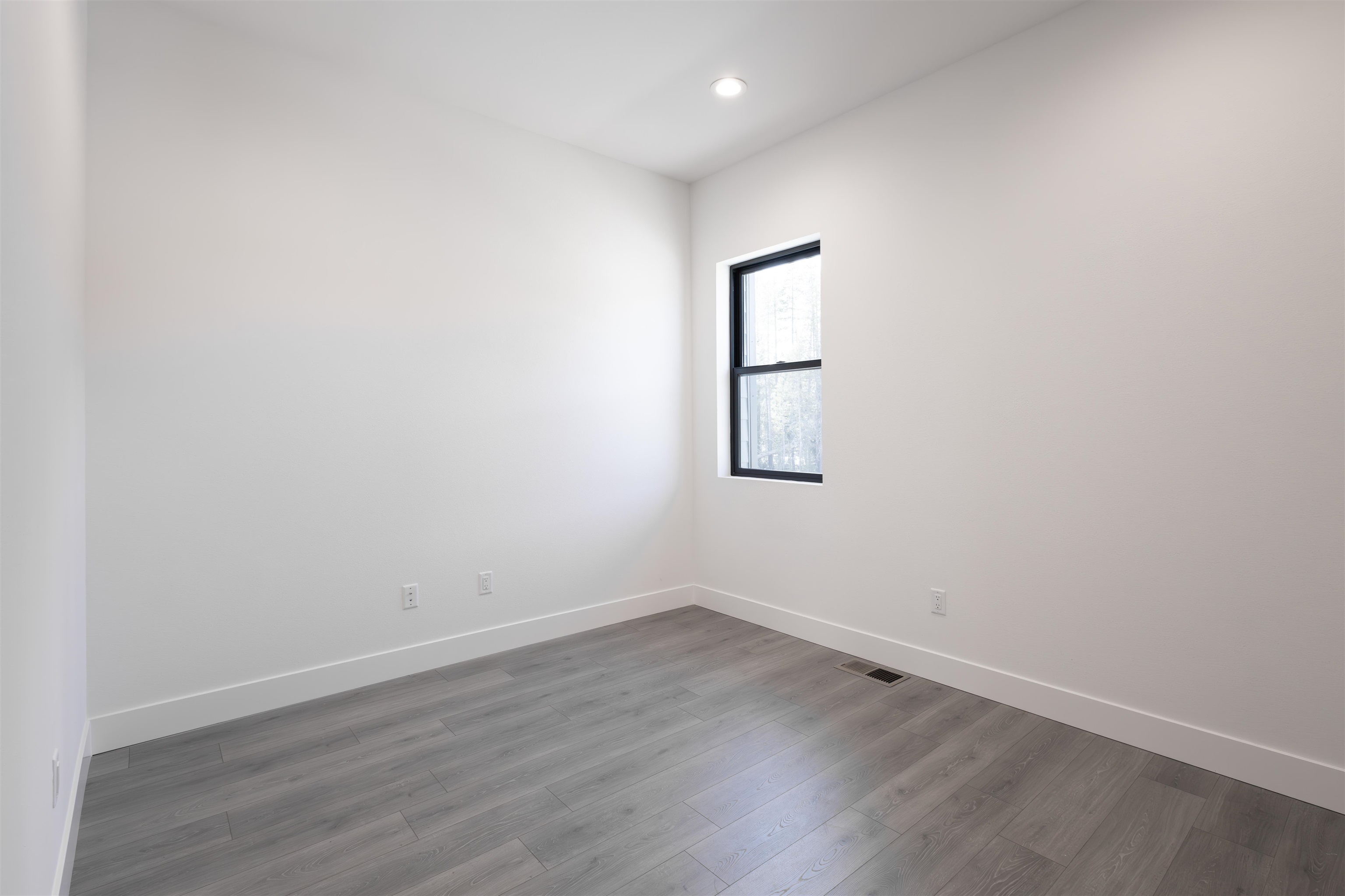 MLS #20242066 image #17