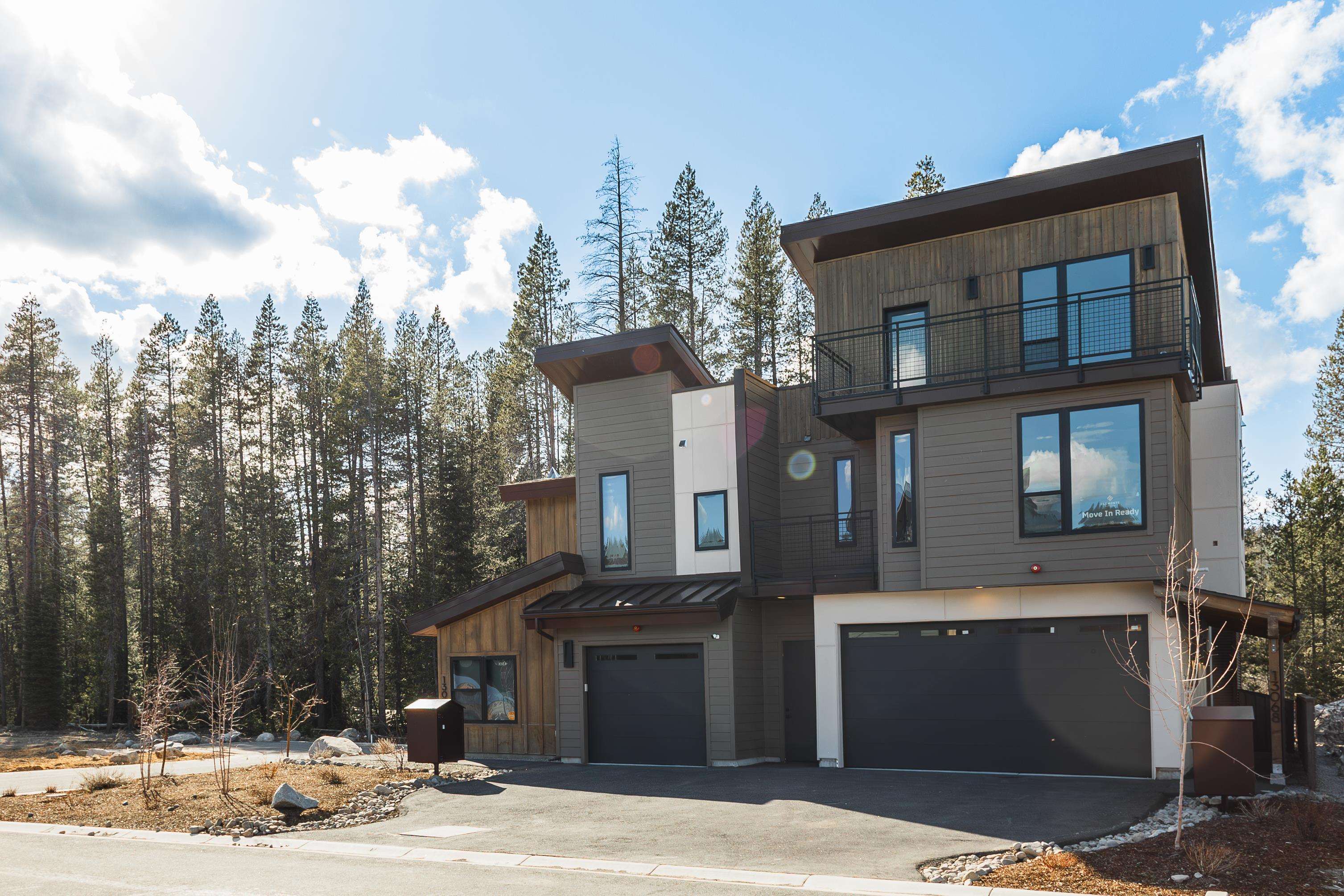 MLS #20242070 image #2