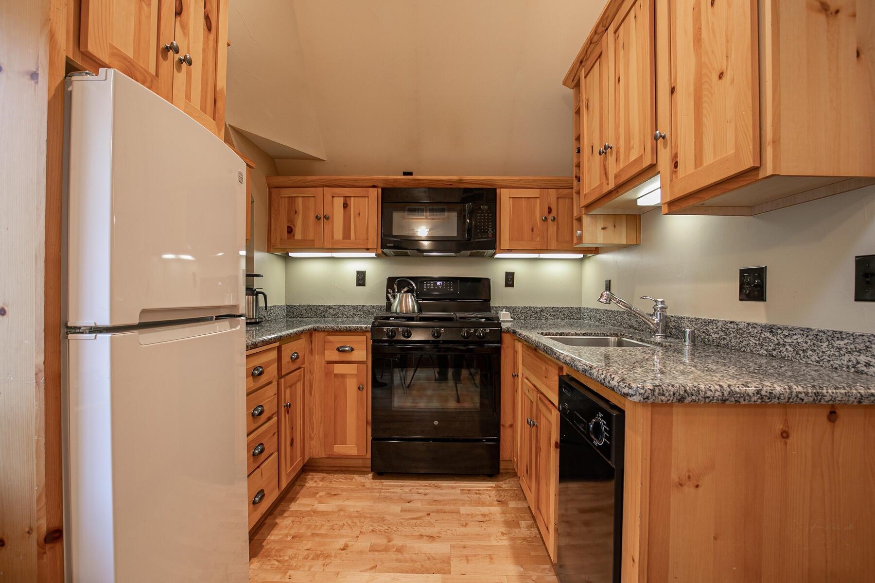 MLS #20242142 image #17