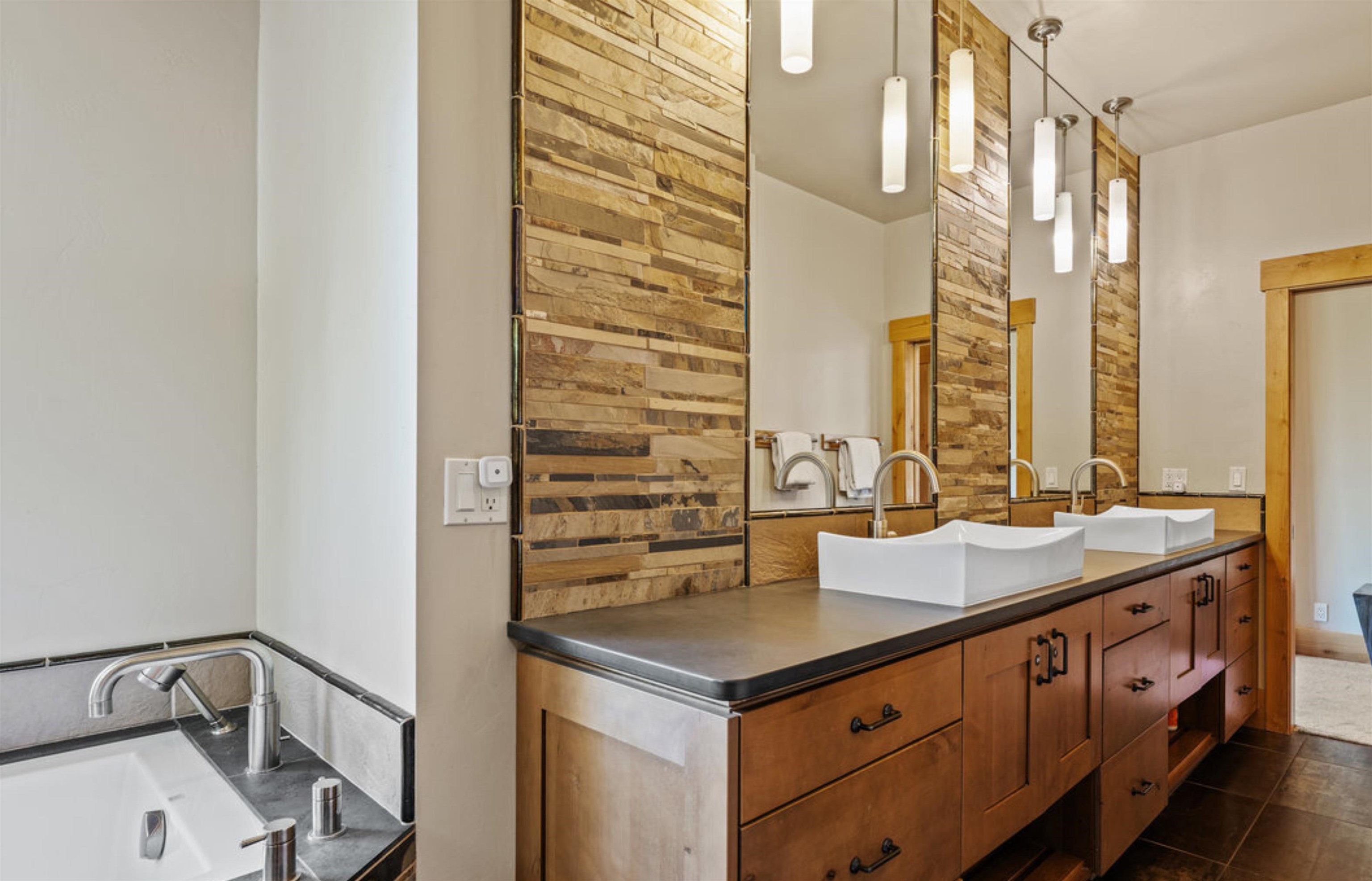 MLS #20242153 image #17