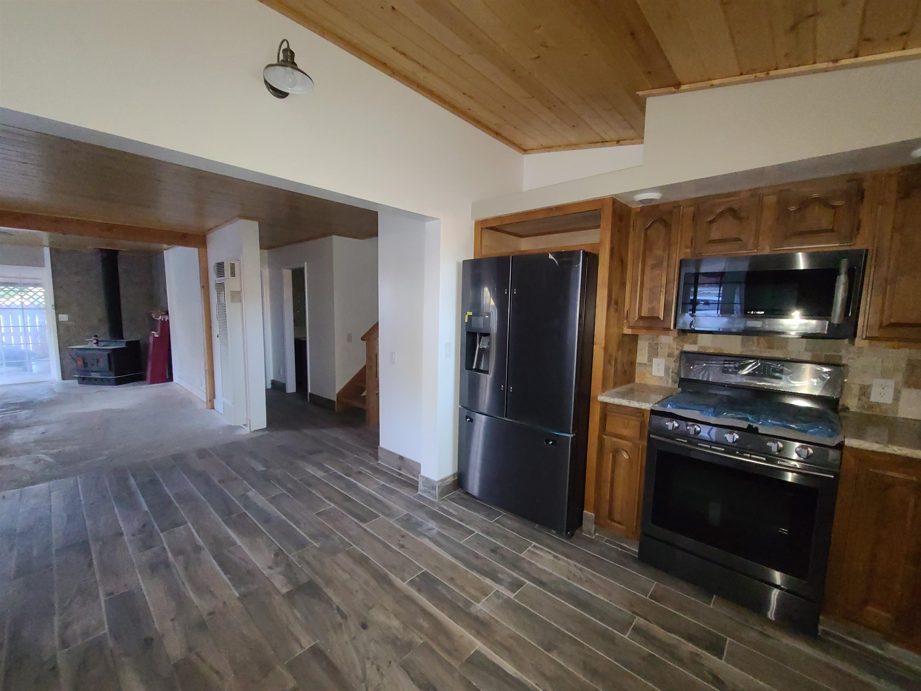 MLS #20242161 image #2