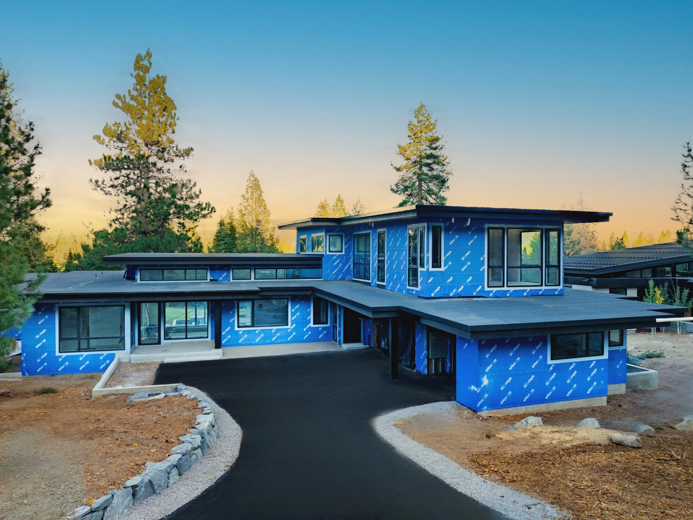 MLS #20242176 image #2