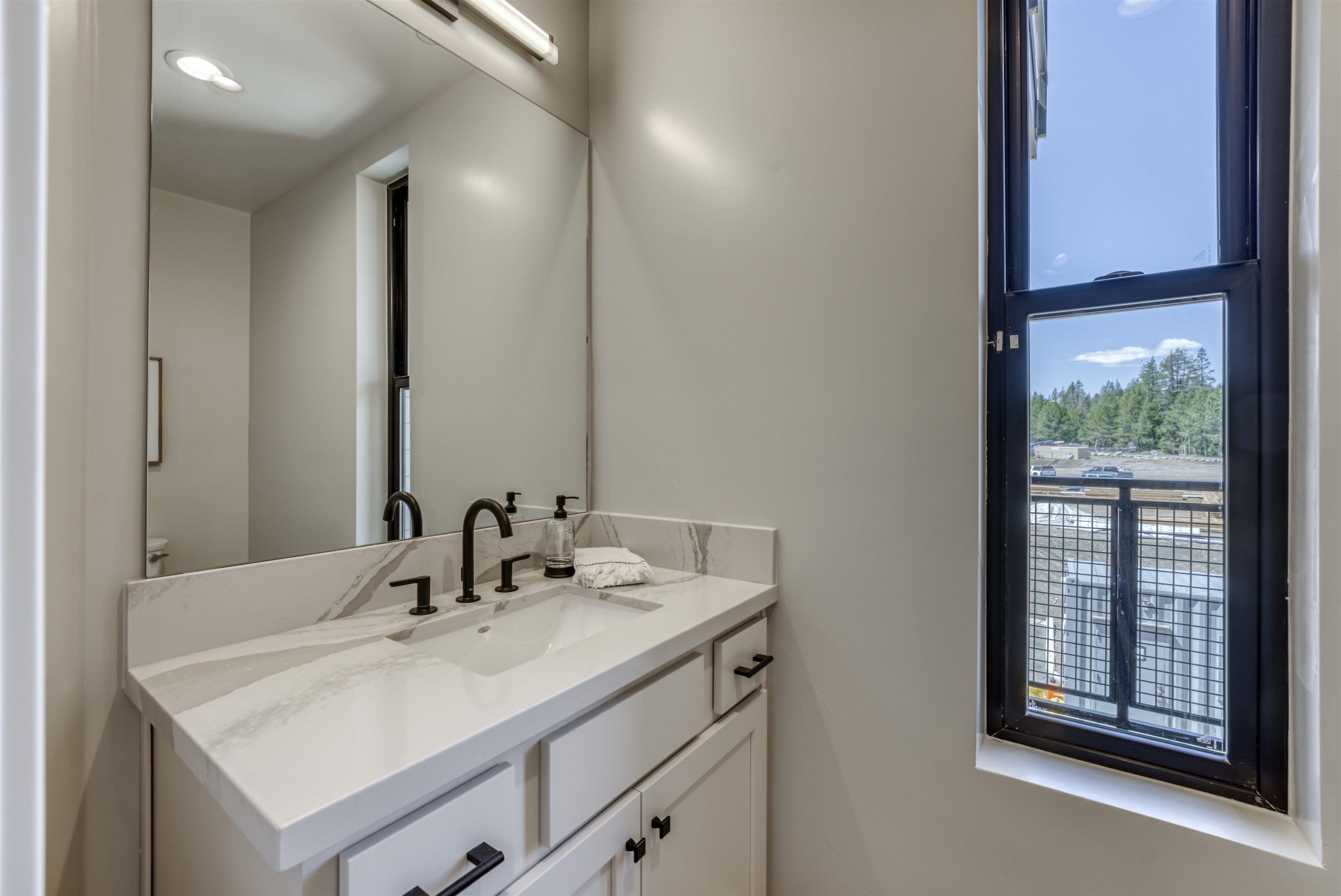 MLS #20242184 image #23