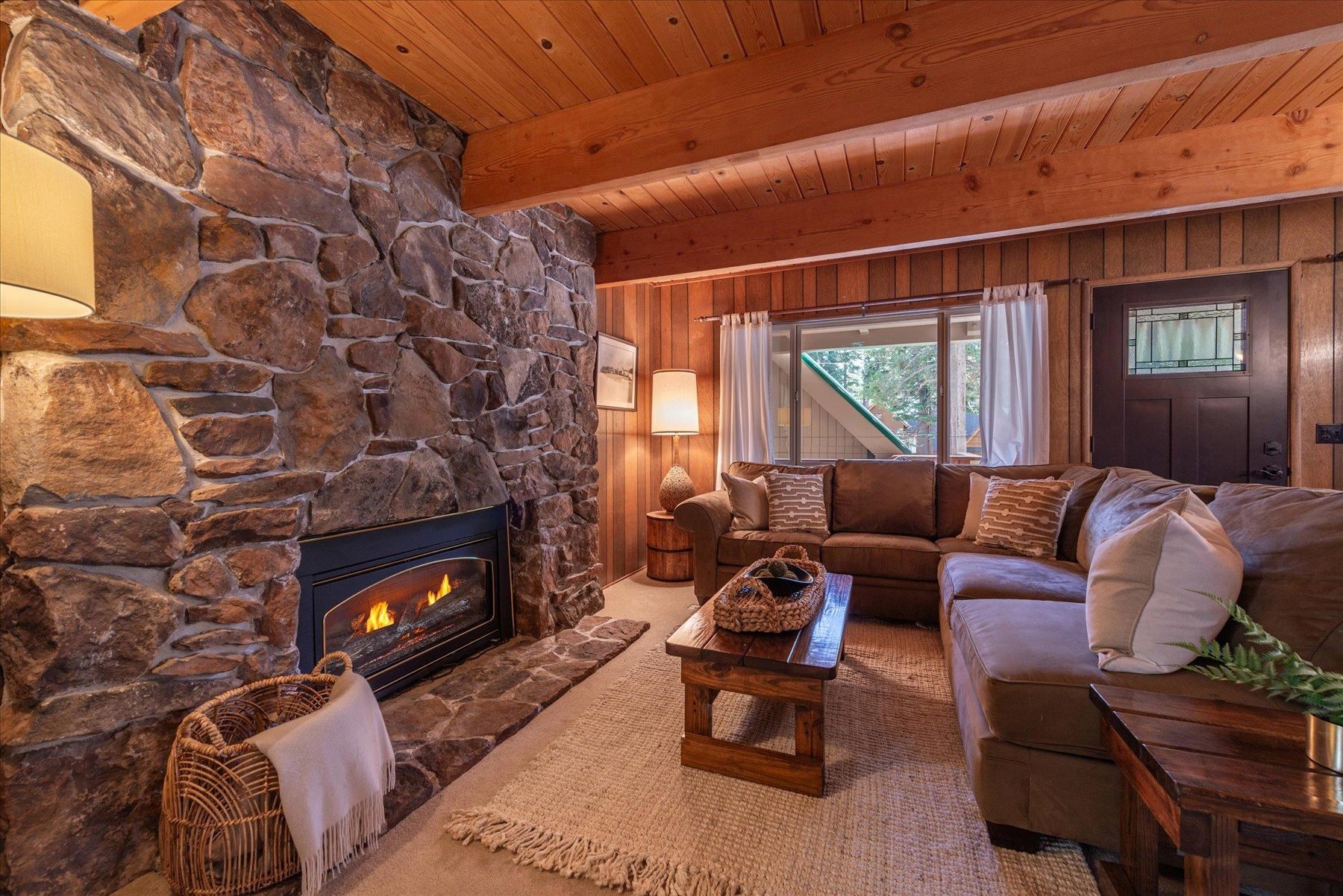 MLS #20242200 image #5