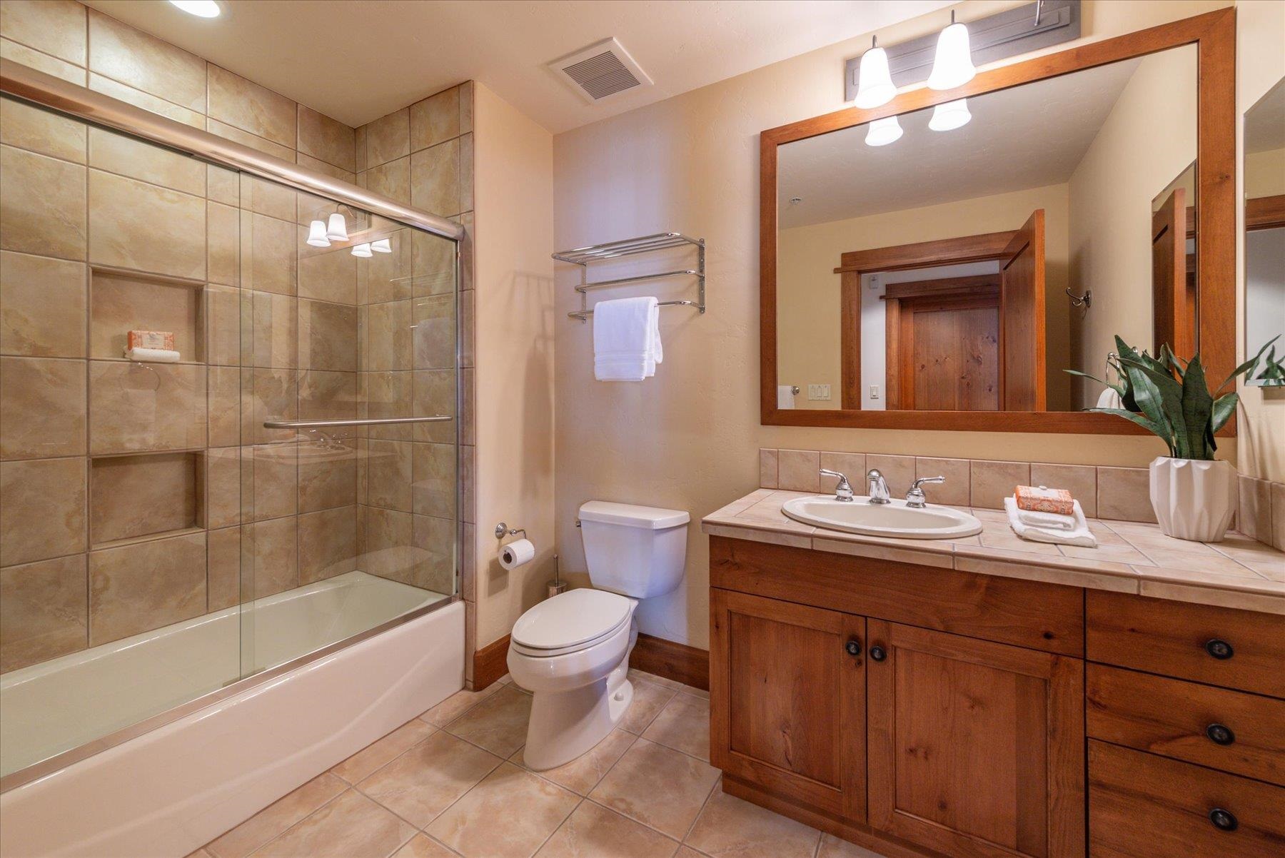 MLS #20242341 image #16