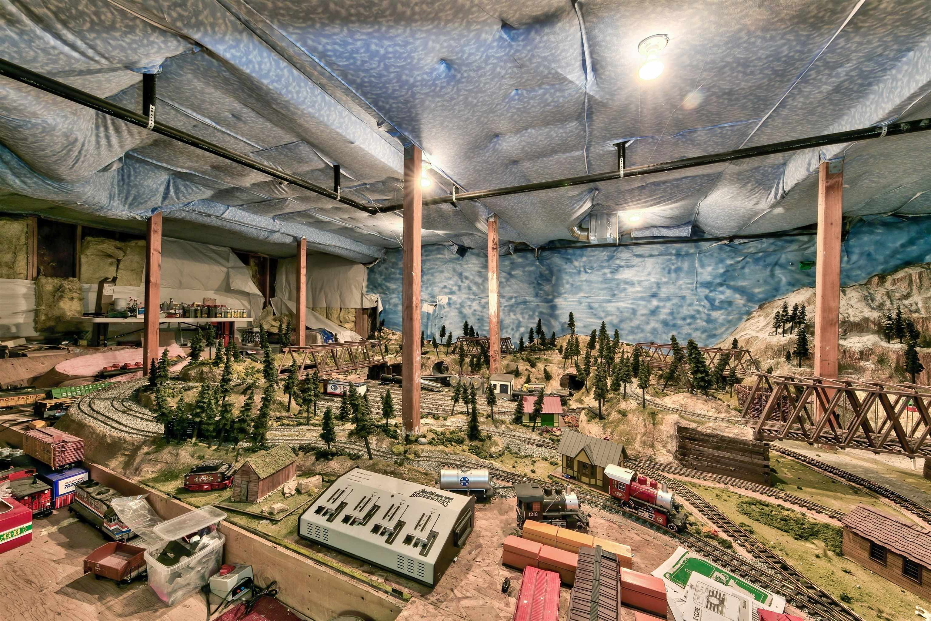 MLS #20242343 image #20