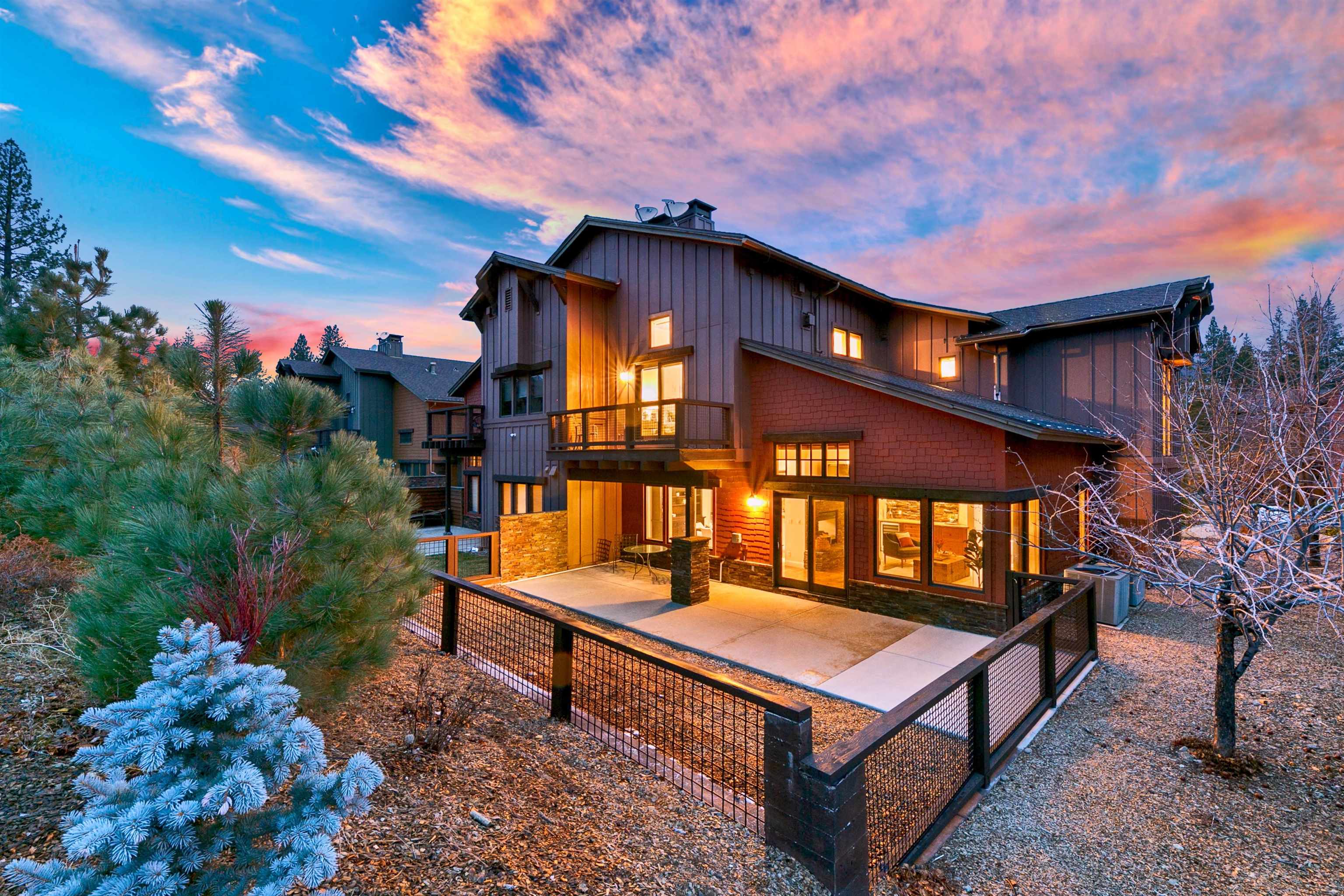 MLS #20242346 image #2