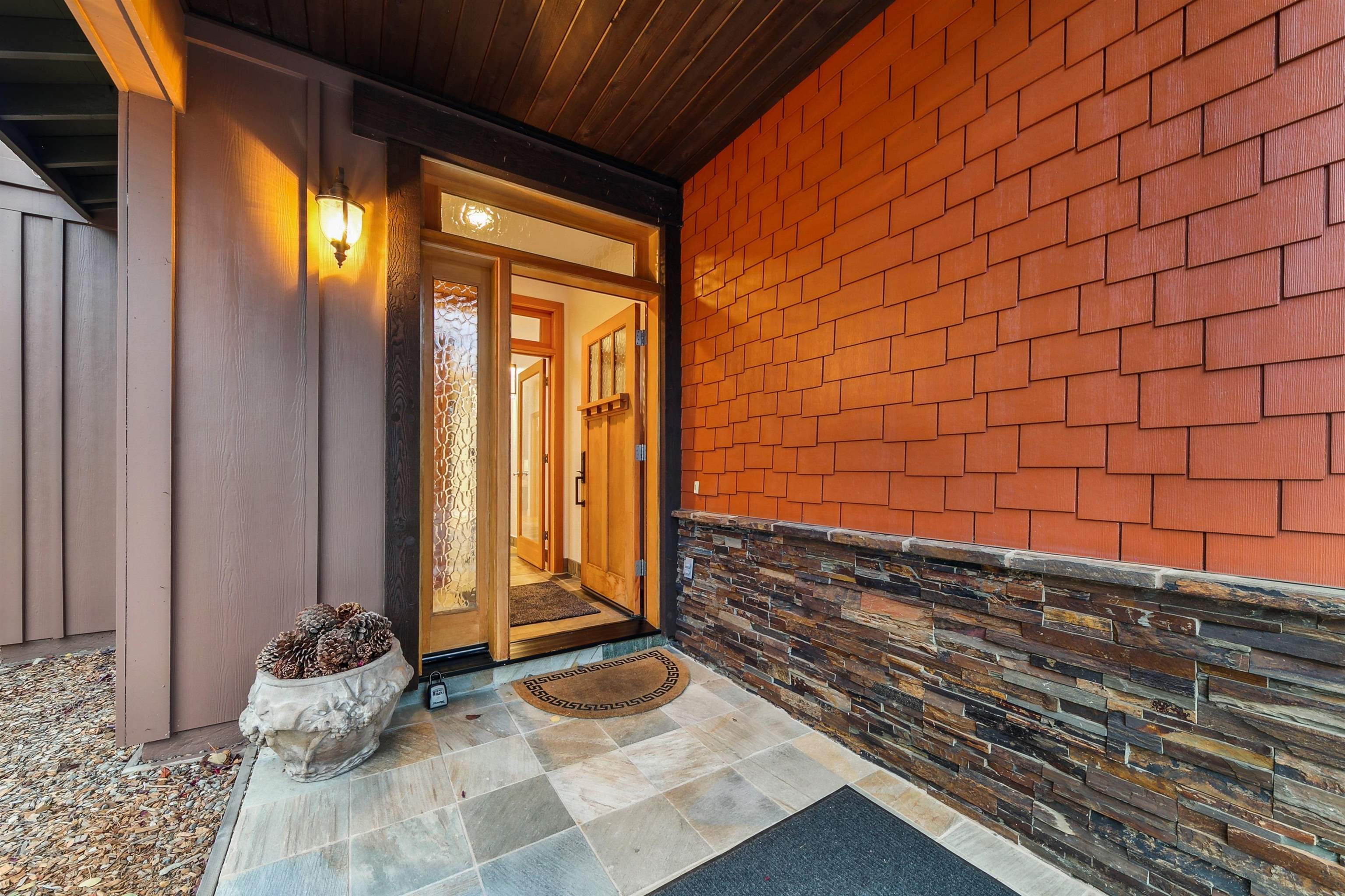 MLS #20242346 image #3