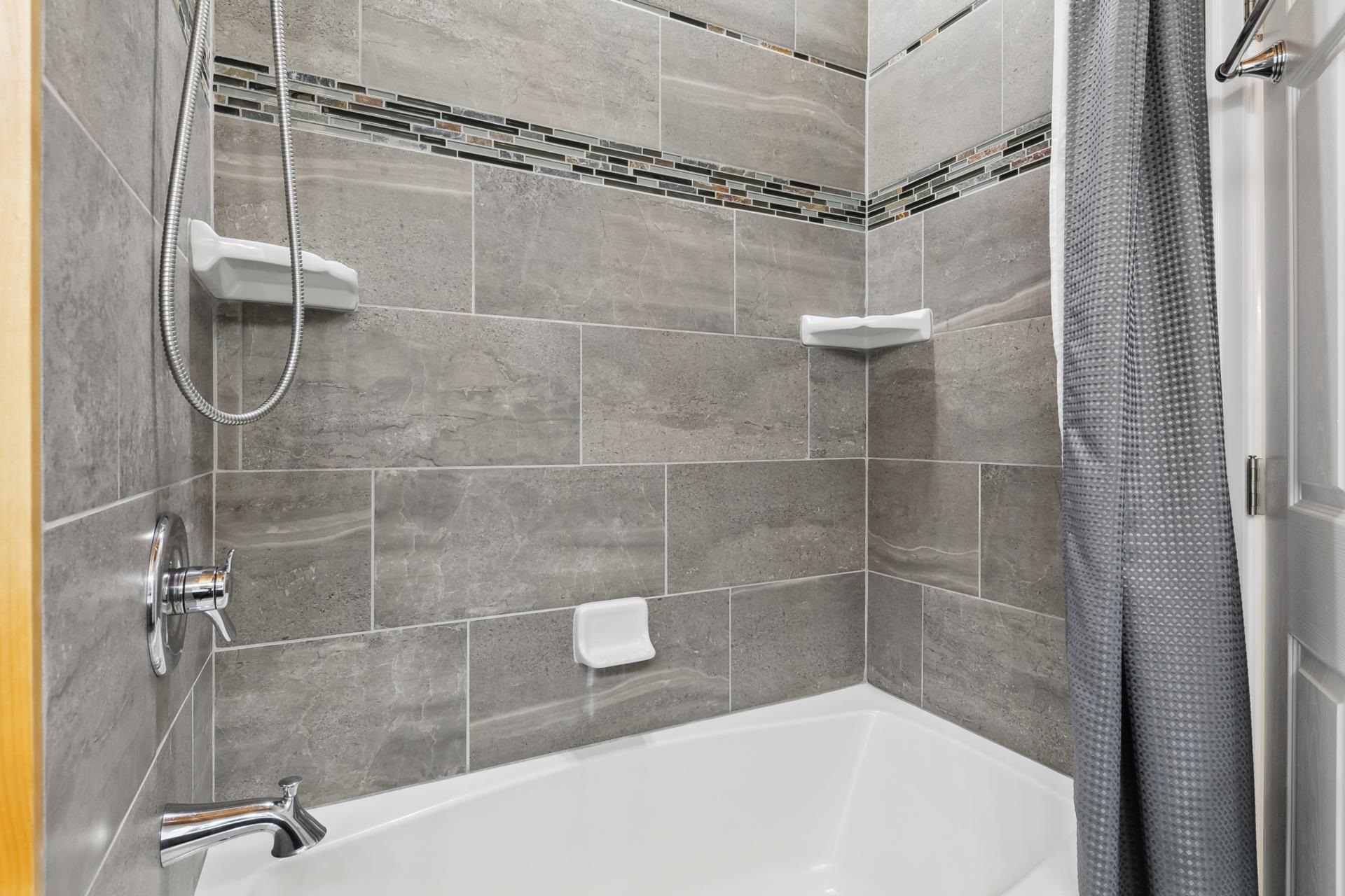 MLS #20242382 image #18