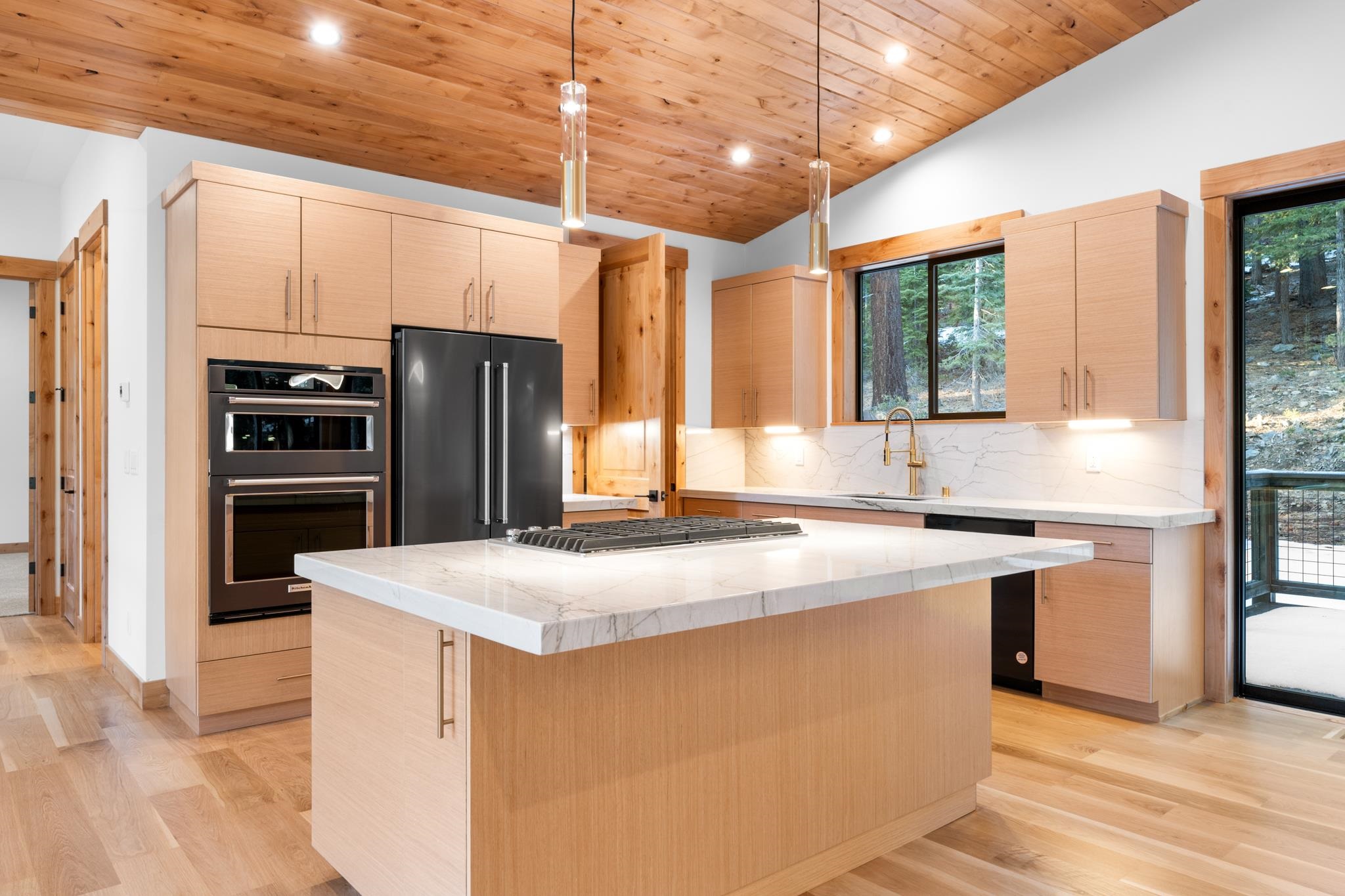 MLS #20242403 image #2