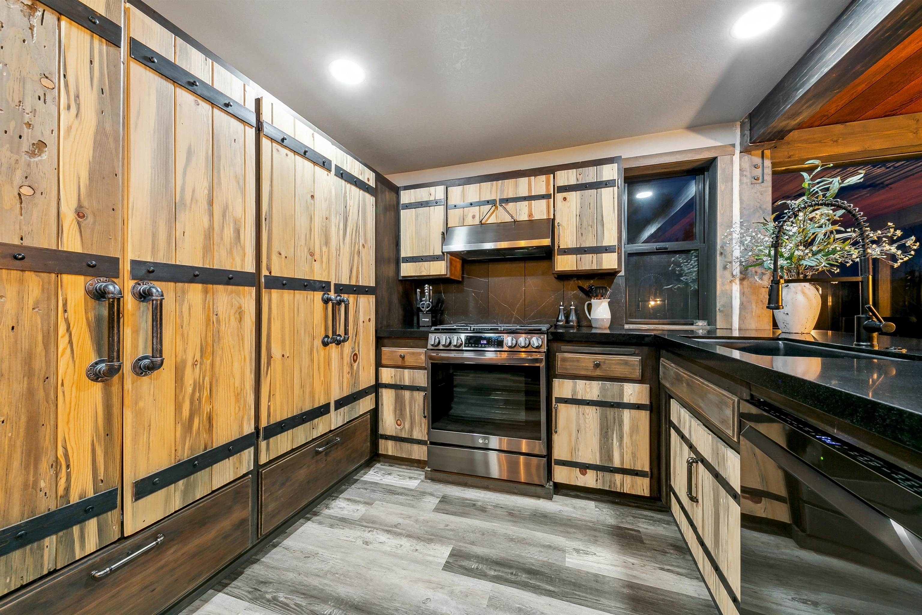 MLS #20242433 image #3