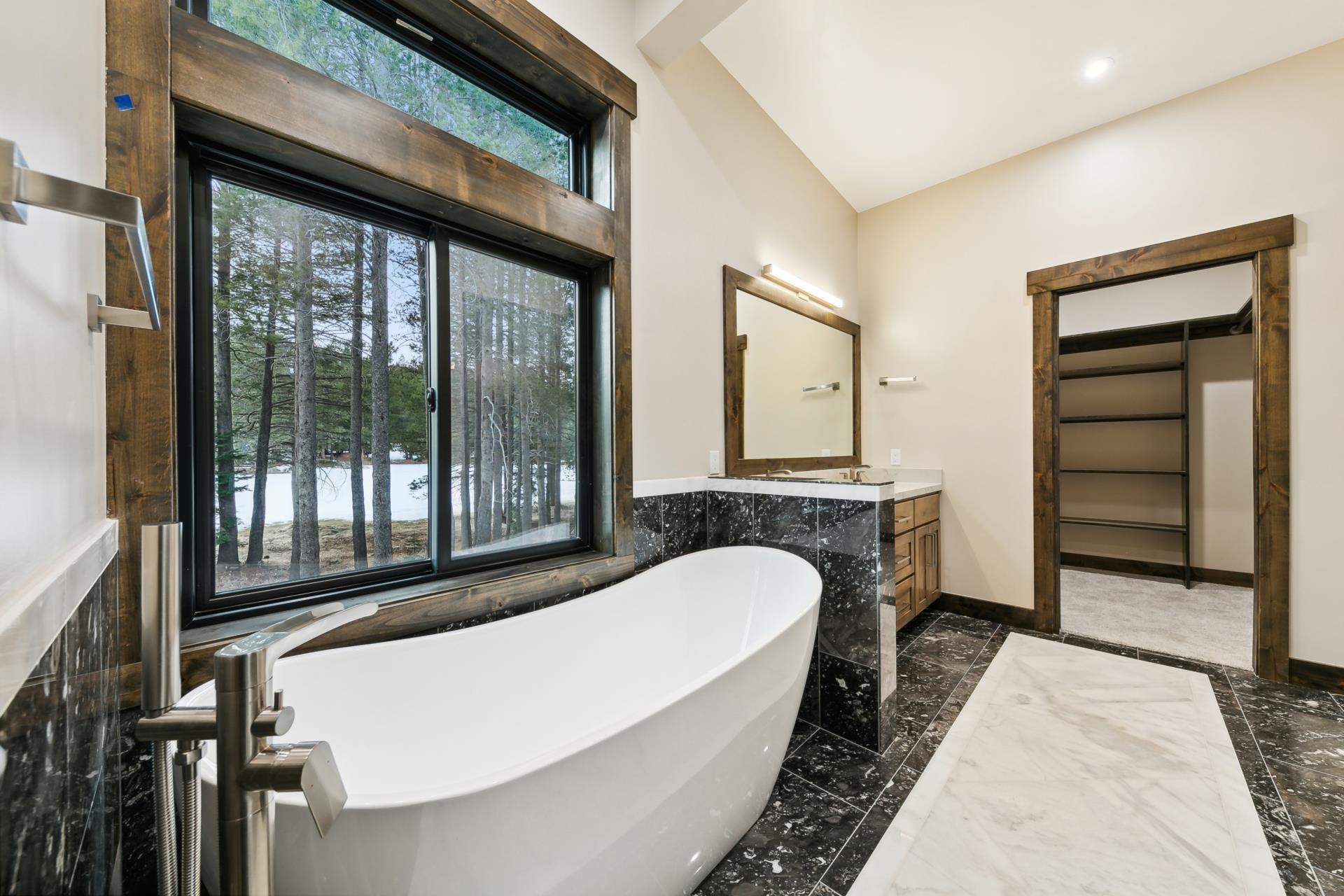 MLS #20242439 image #18