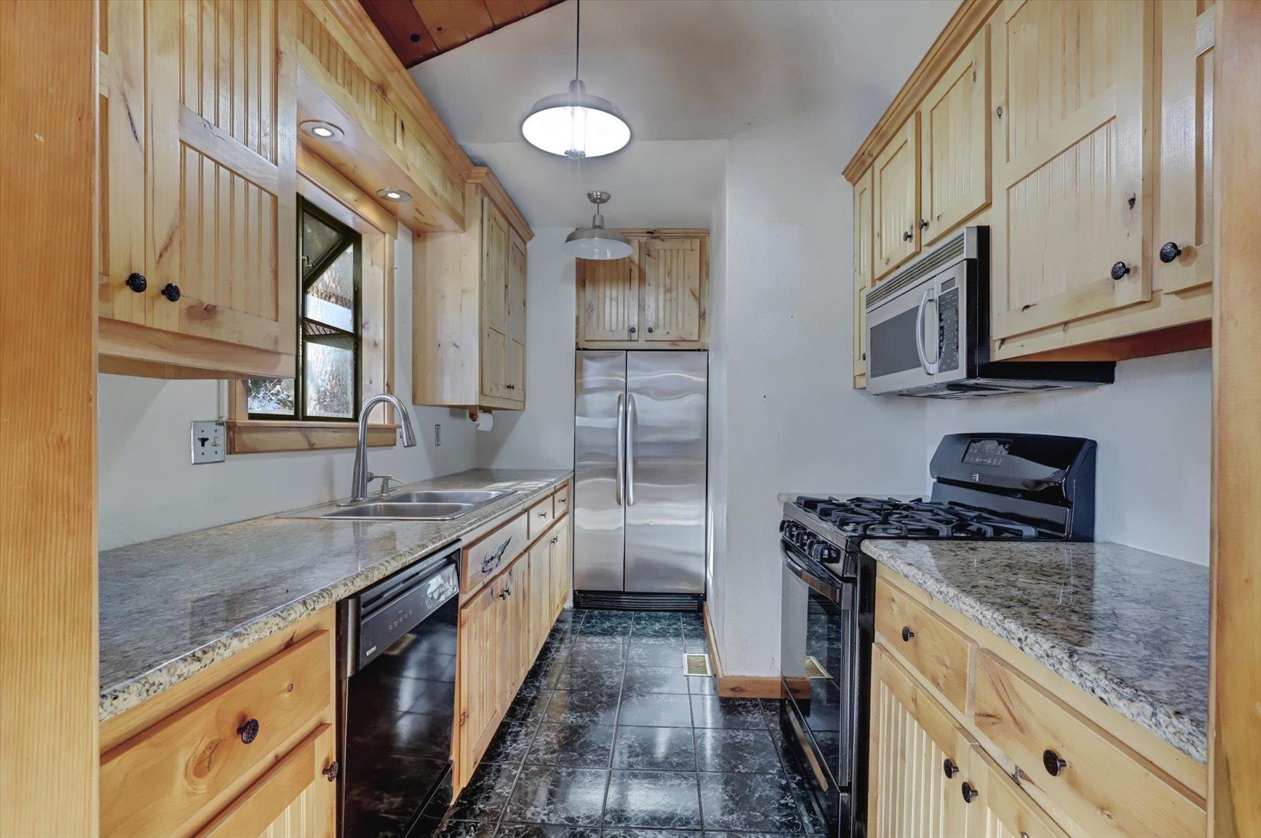 MLS #20250002 image #3